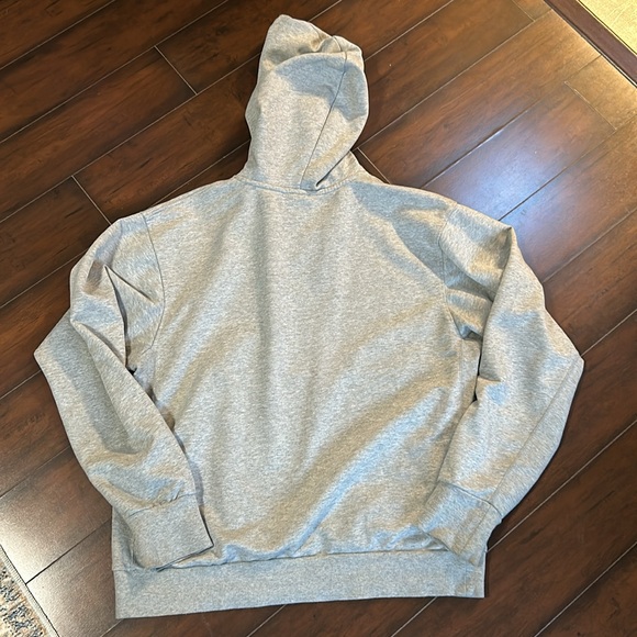 Nike Sweater - Picture 2 of 5